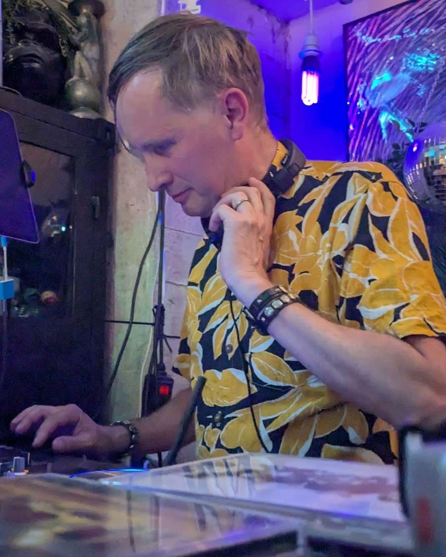 Castrup i DJ-båset